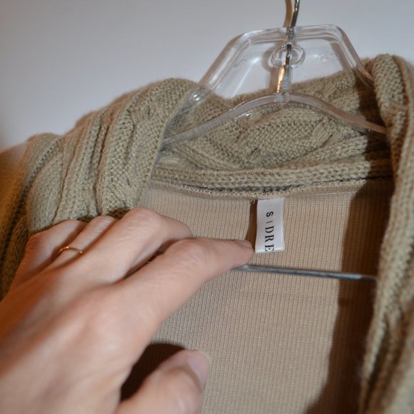 DRESSFO Cream Knit Collar Bottom Edge Faux Leather Fasten Long Sleeves  Wrap S - Picture 5 of 6